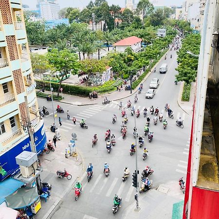 Home Away Do Quang Dau- Homestay, City Center, D1 Хошимін Екстер'єр фото