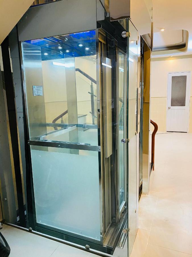 Home Away Do Quang Dau- Homestay, City Center, D1 Хошимін Екстер'єр фото
