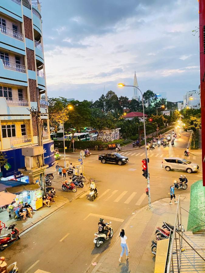 Home Away Do Quang Dau- Homestay, City Center, D1 Хошимін Екстер'єр фото